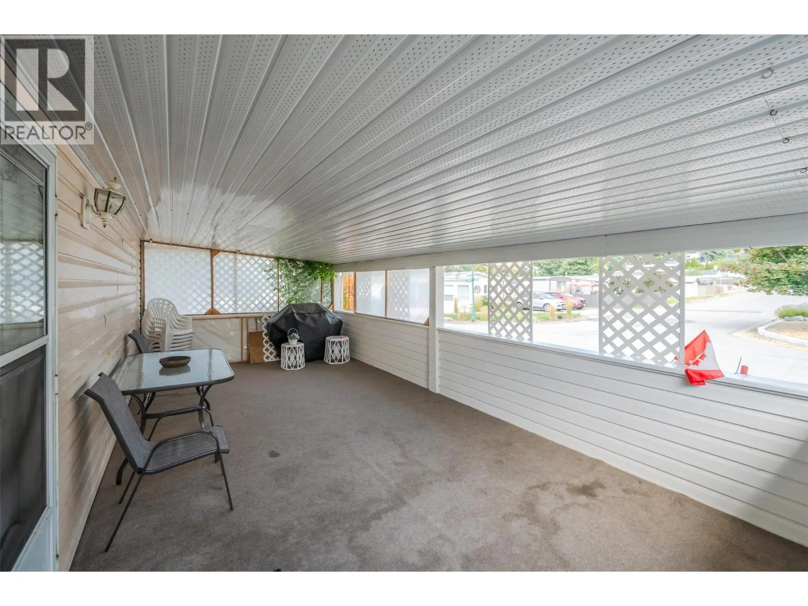 4505 MCLEAN CREEK Road Unit# F22