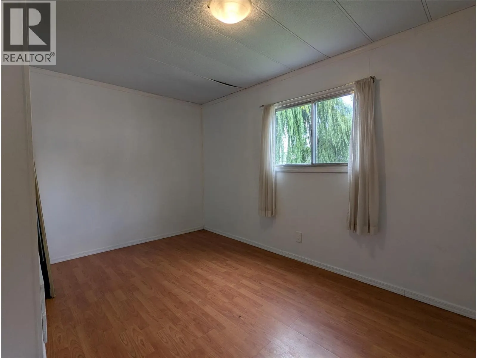 3535 Casorso Road Unit# 40