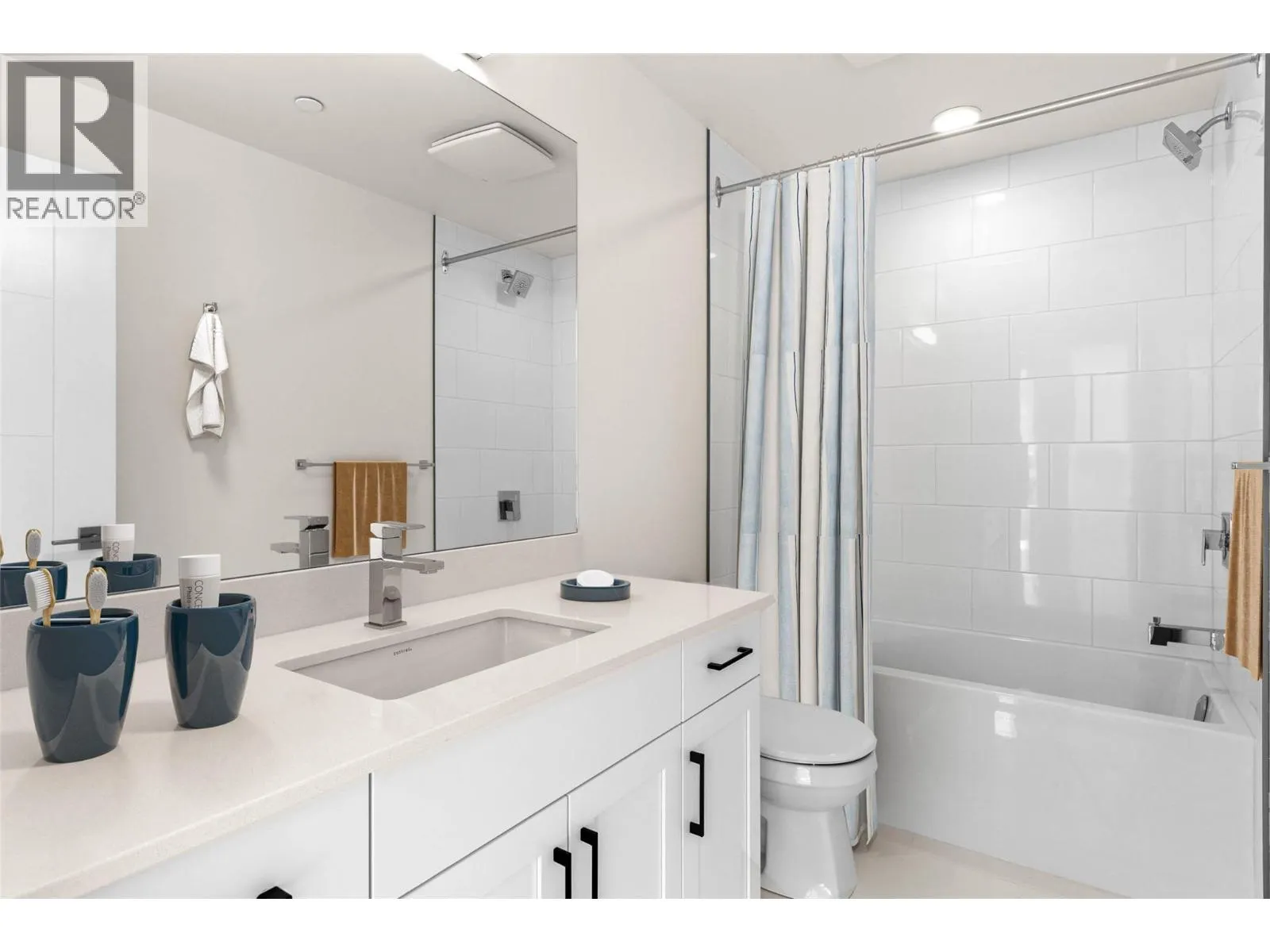 651 Dunes Drive Unit# 206