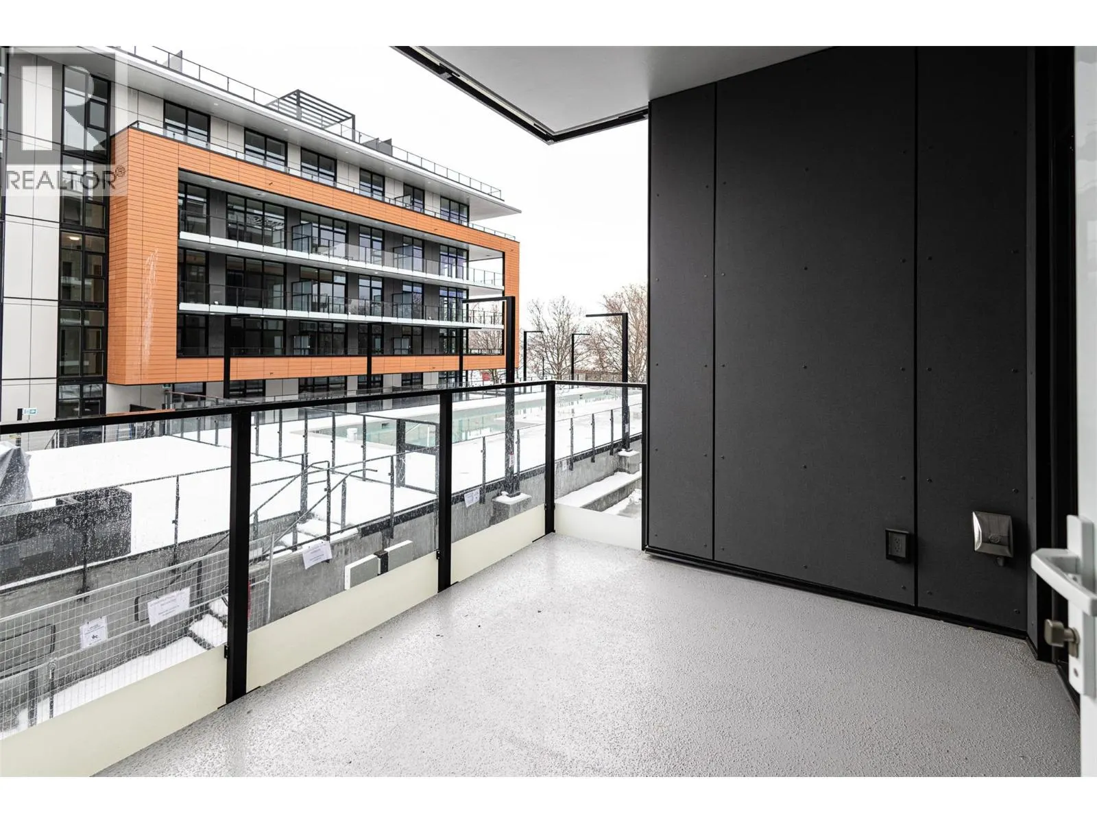 3389 LAKESHORE Road Unit# 312 Lot# 35