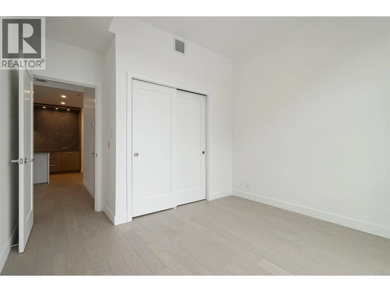 3389 LAKESHORE Road Unit# 312 Lot# 35