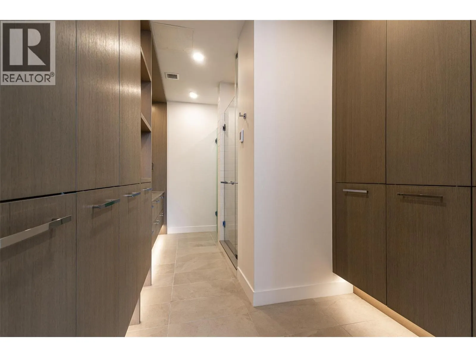 3389 LAKESHORE Road Unit# 312 Lot# 35