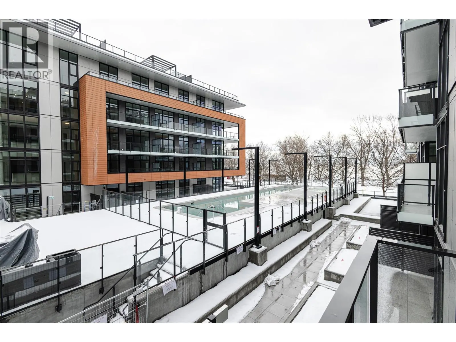 3389 LAKESHORE Road Unit# 312 Lot# 35
