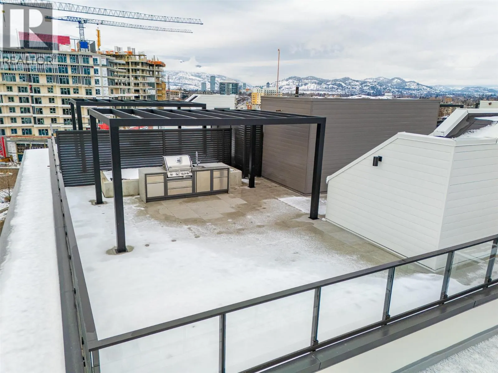 3389 LAKESHORE Road Unit# 312 Lot# 35