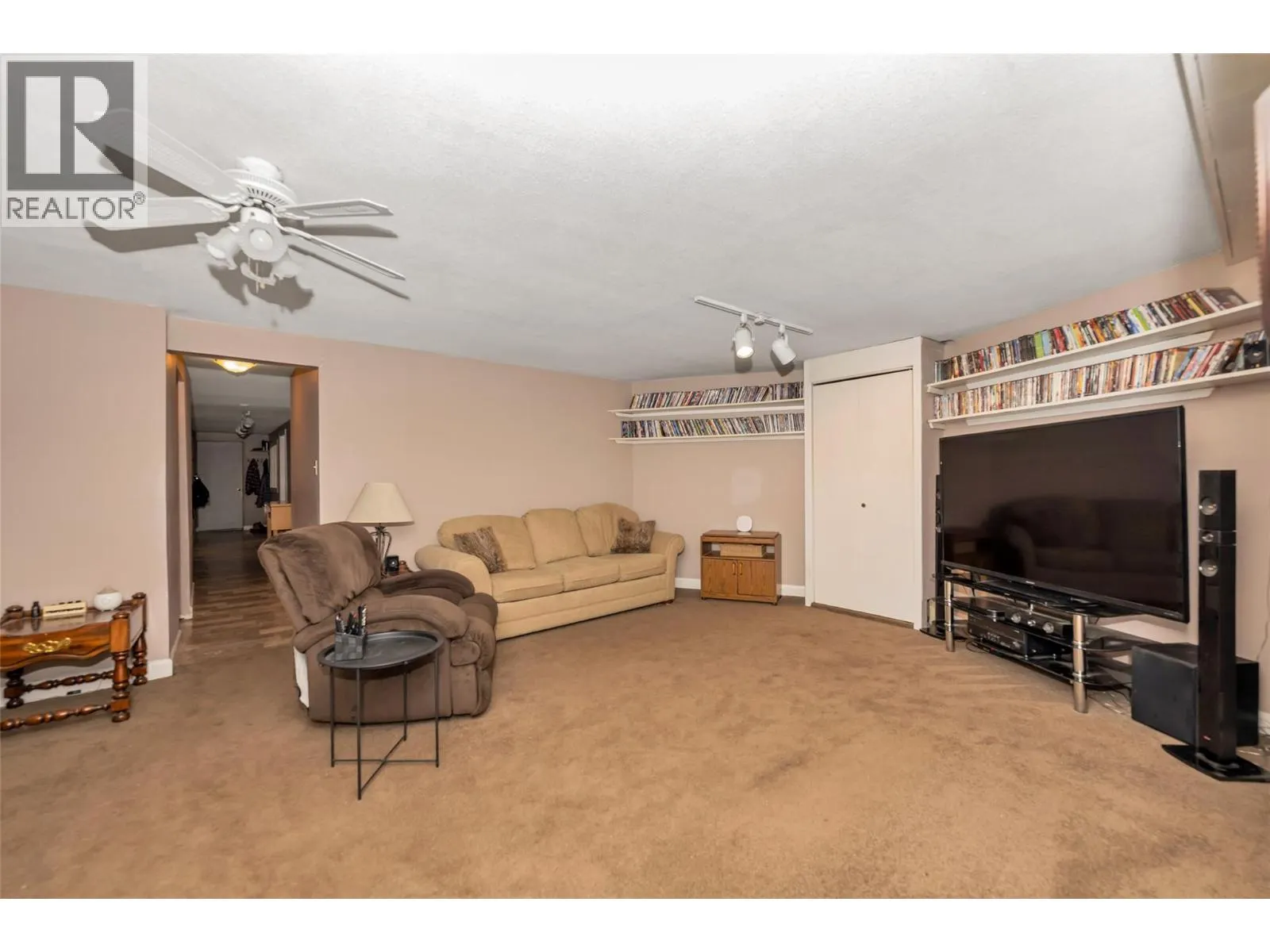 4111 round Prairie Road