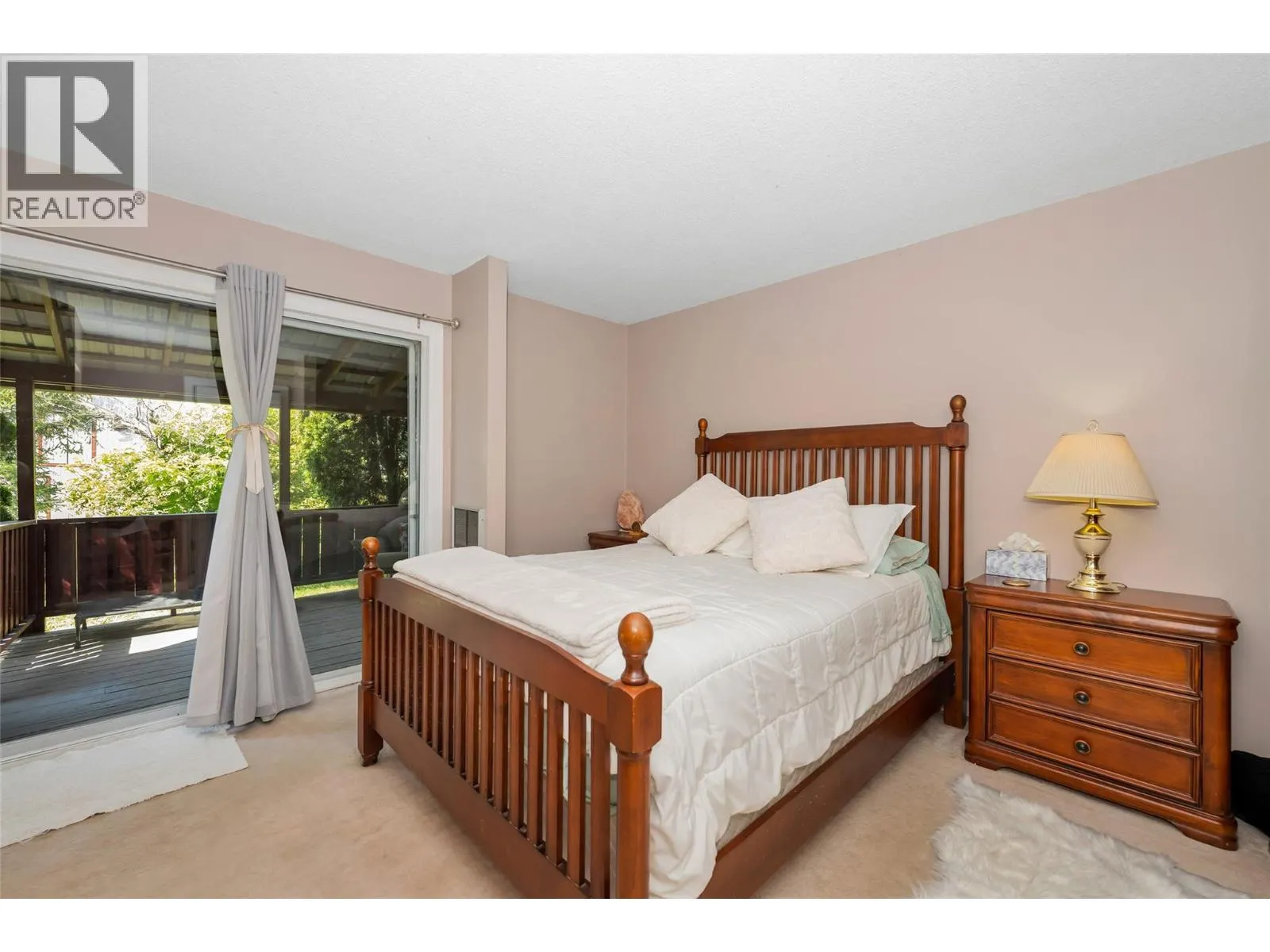 4111 round Prairie Road