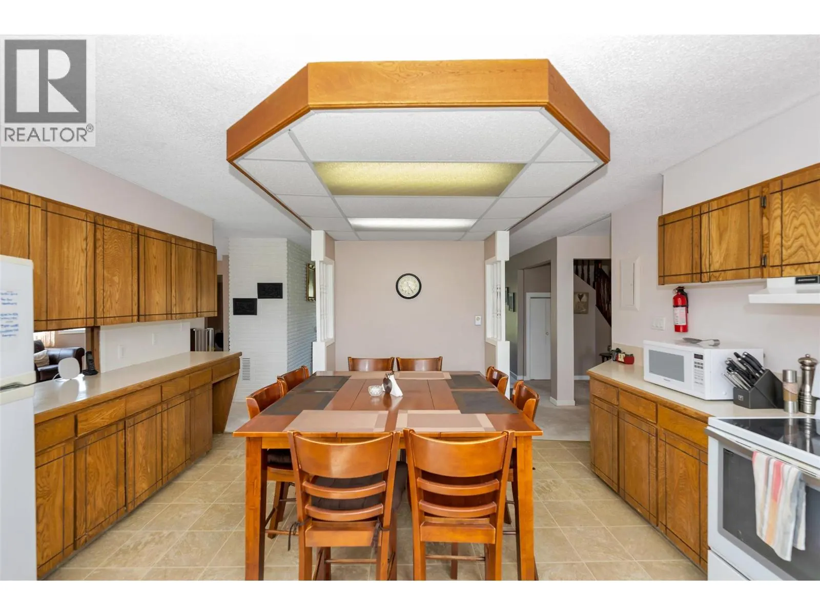 4111 round Prairie Road