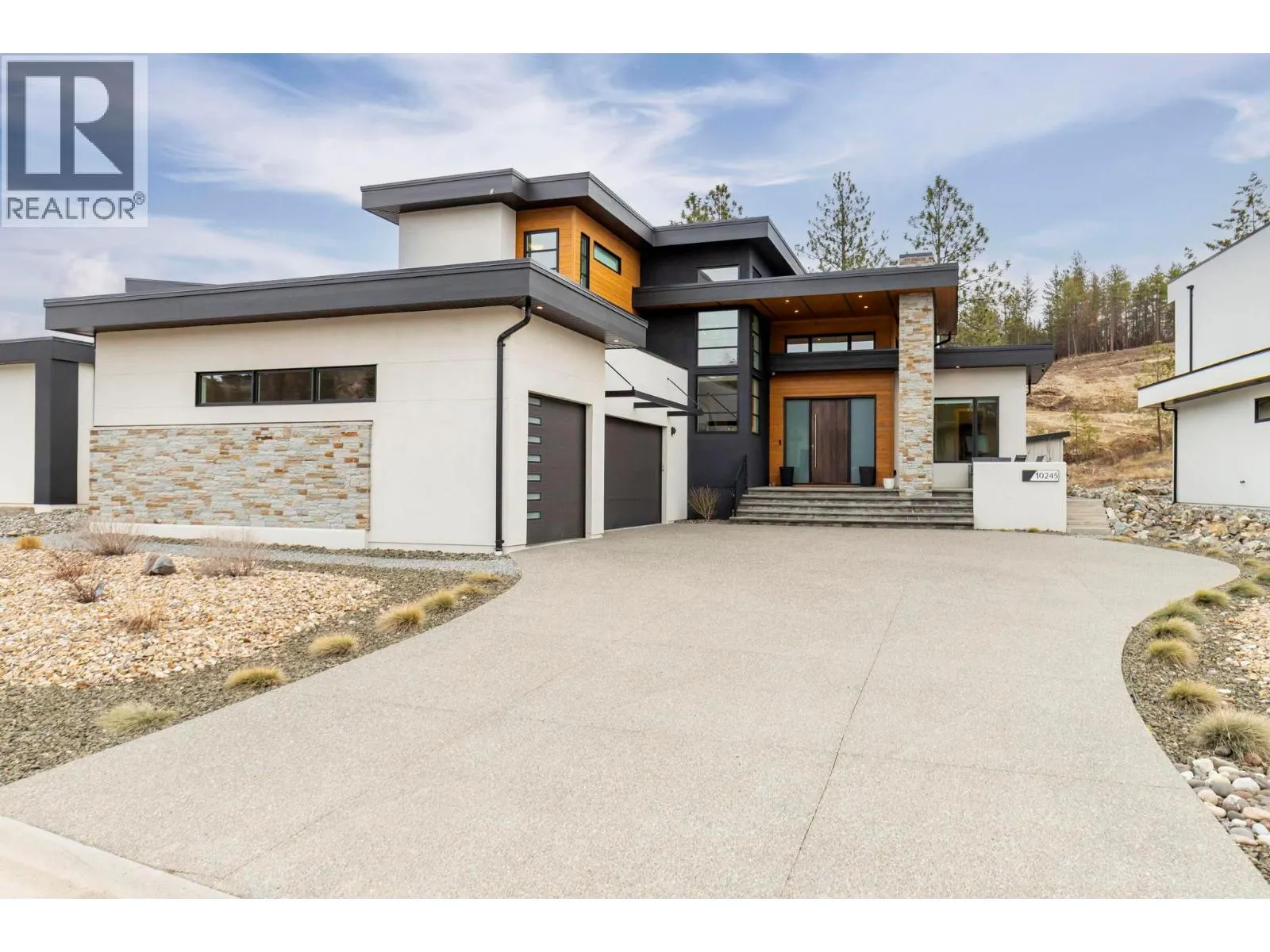 10245 Beacon Hill Drive