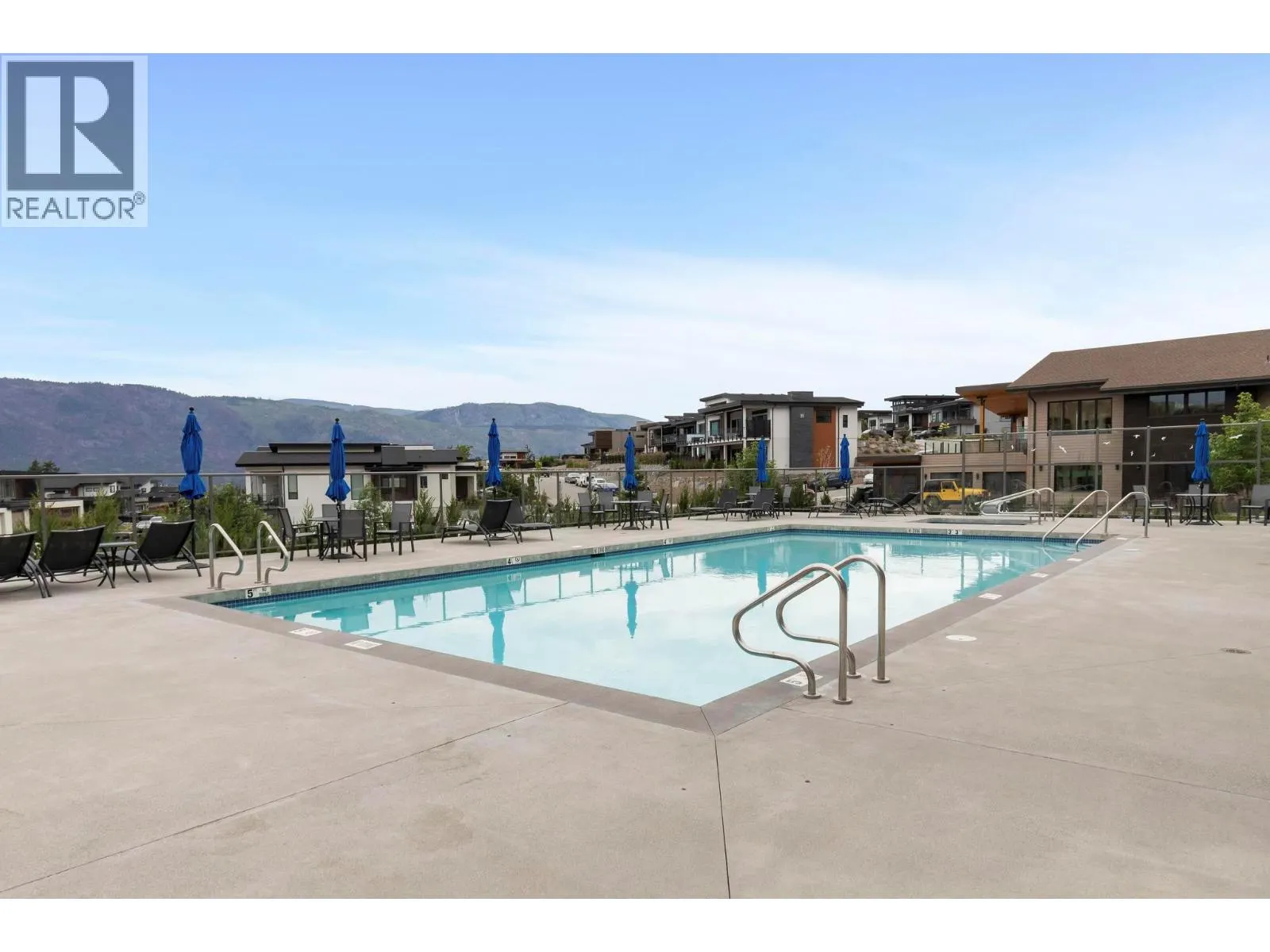 10245 Beacon Hill Drive