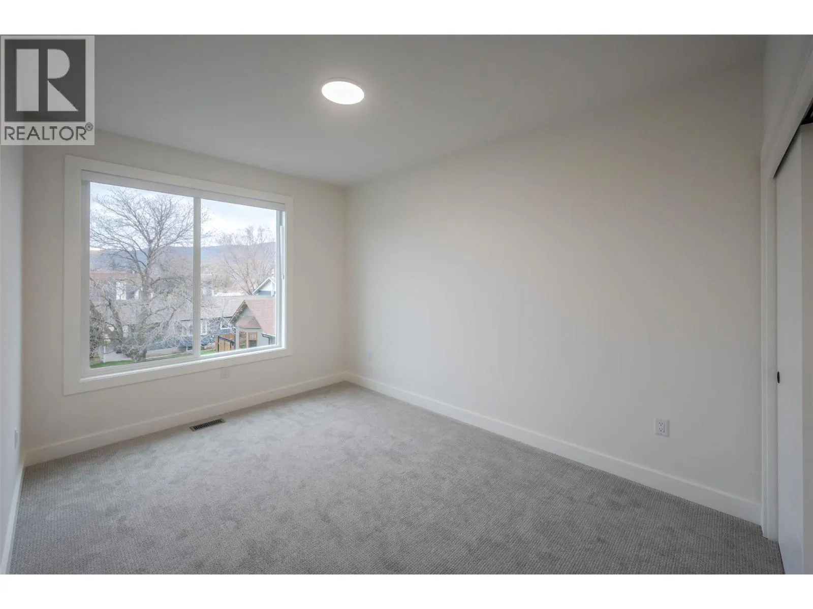 770 Argyle Street Unit# 105