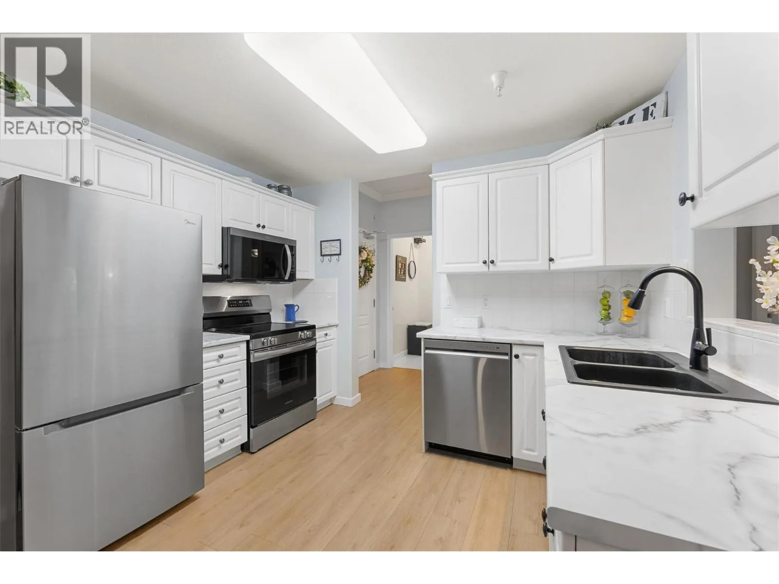 1962 Enterprise Way Unit# 113