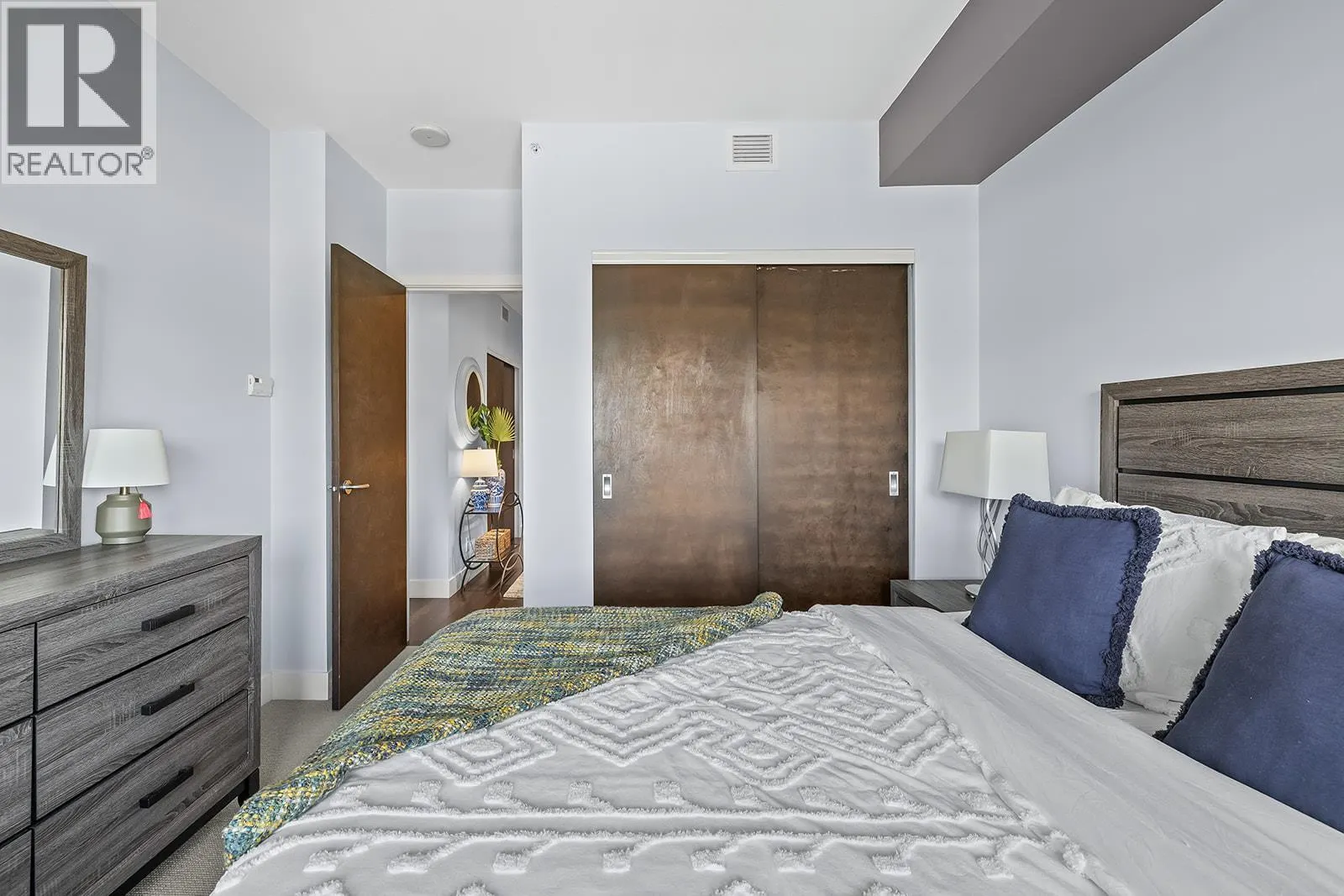 2040 Springfield Road Unit# 1208