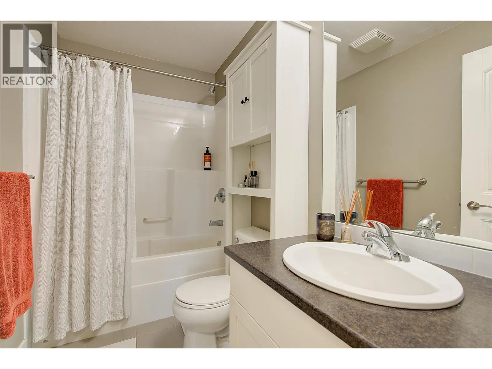 1040 Mt Revelstoke Place Unit# 20