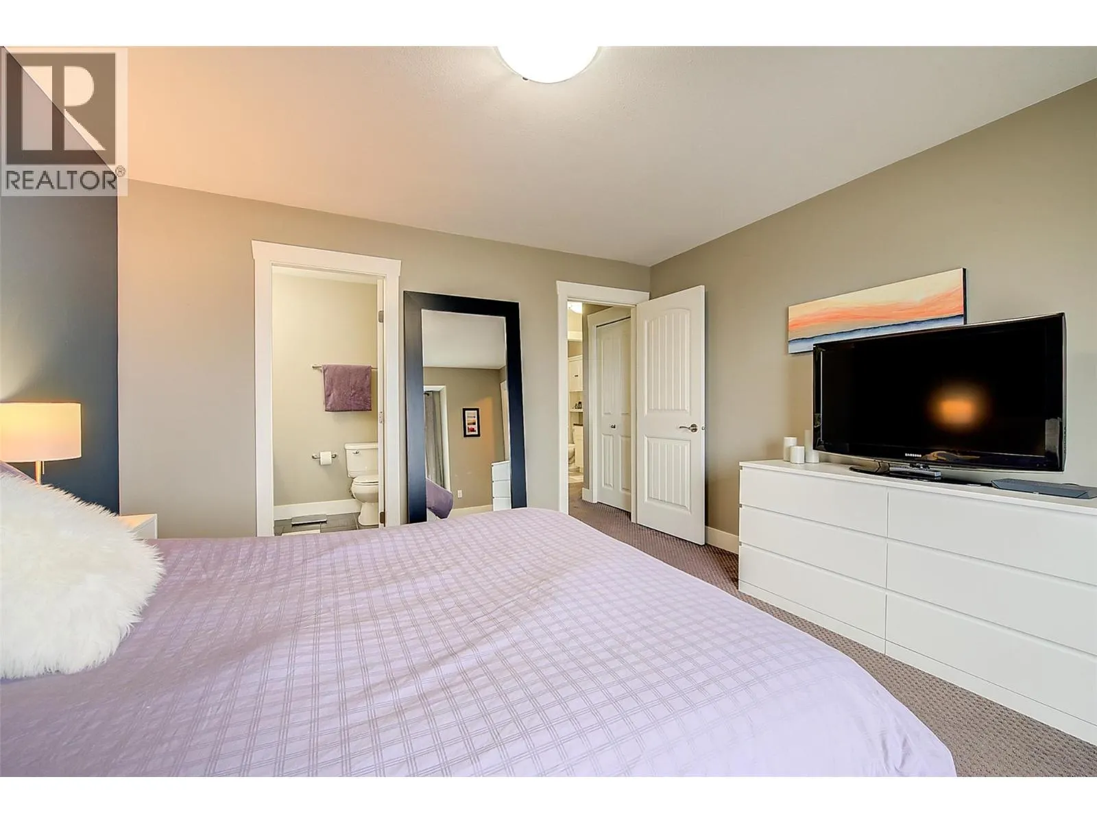 1040 Mt Revelstoke Place Unit# 20