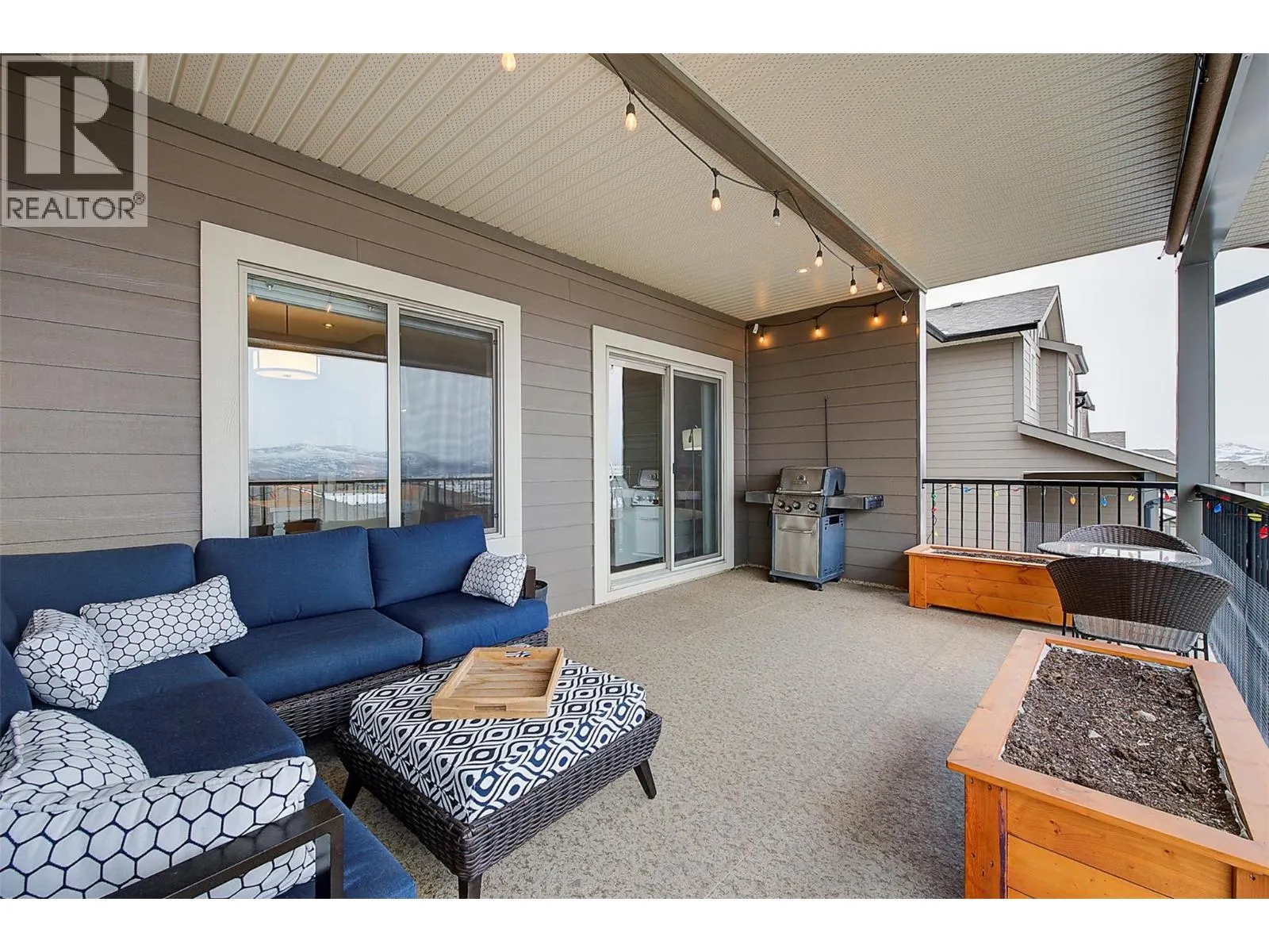 1040 Mt Revelstoke Place Unit# 20