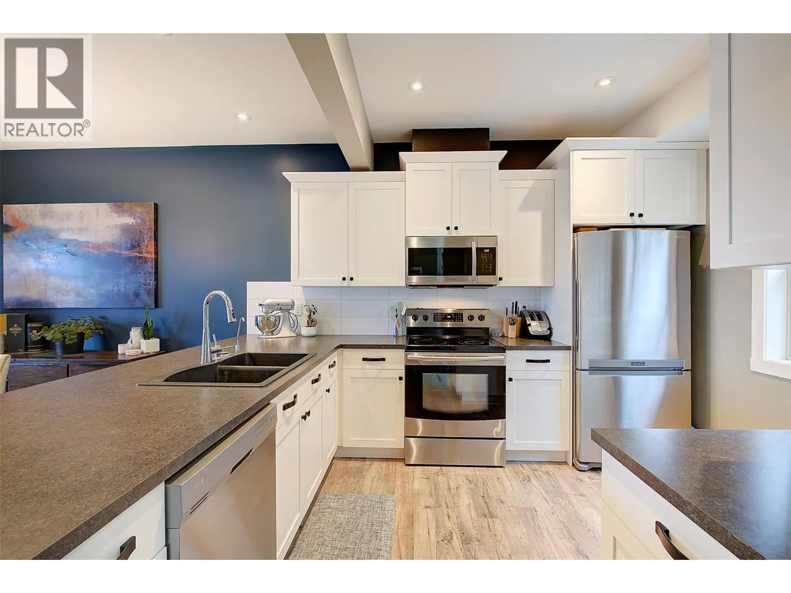 1040 Mt Revelstoke Place Unit# 20
