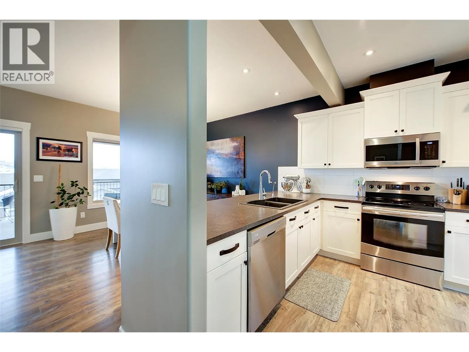 1040 Mt Revelstoke Place Unit# 20