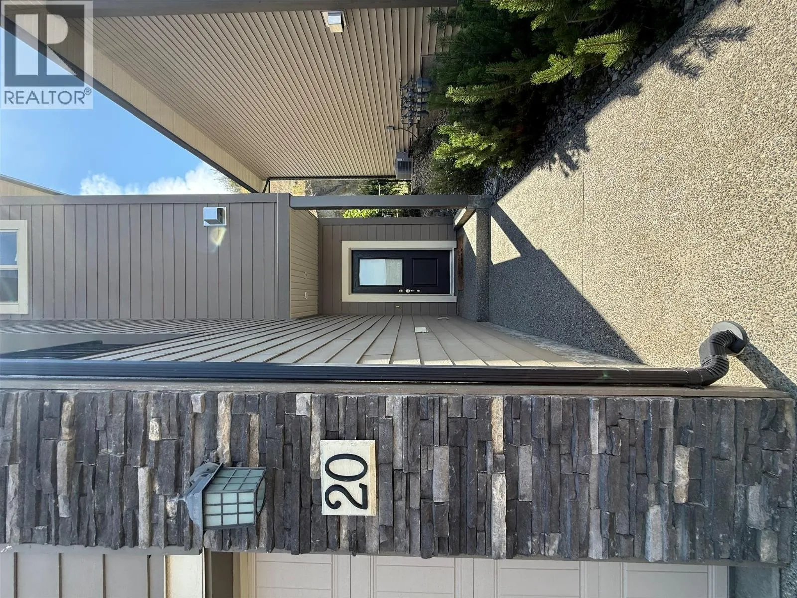1040 Mt Revelstoke Place Unit# 20