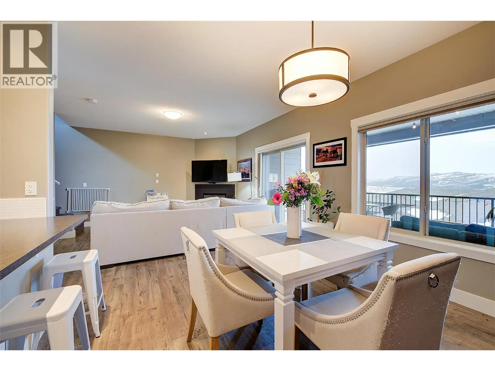 1040 Mt Revelstoke Place Unit# 20