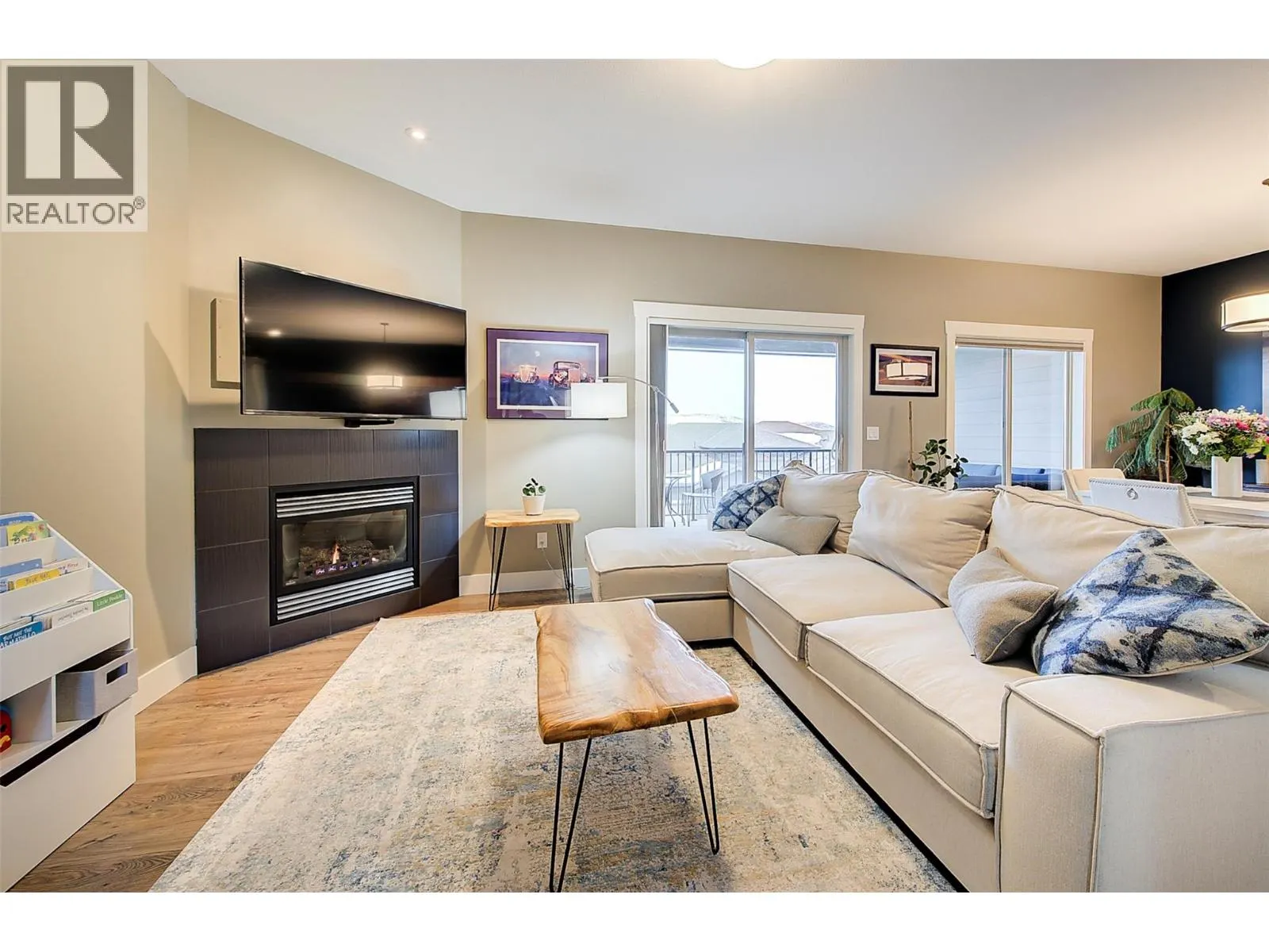 1040 Mt Revelstoke Place Unit# 20