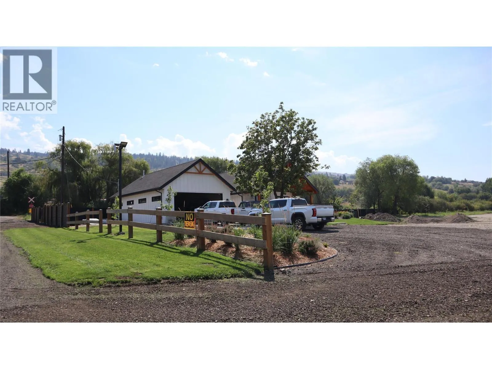 7850 Redwing Road