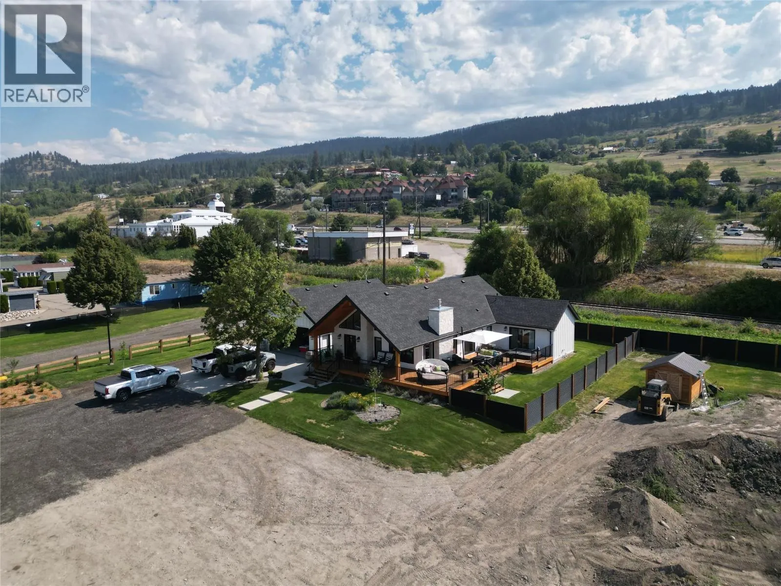 7850 Redwing Road