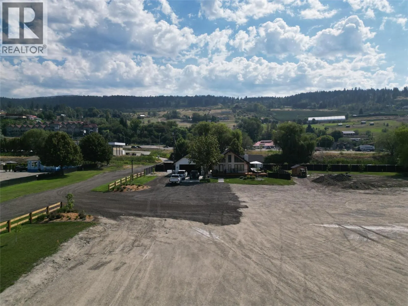 7850 Redwing Road