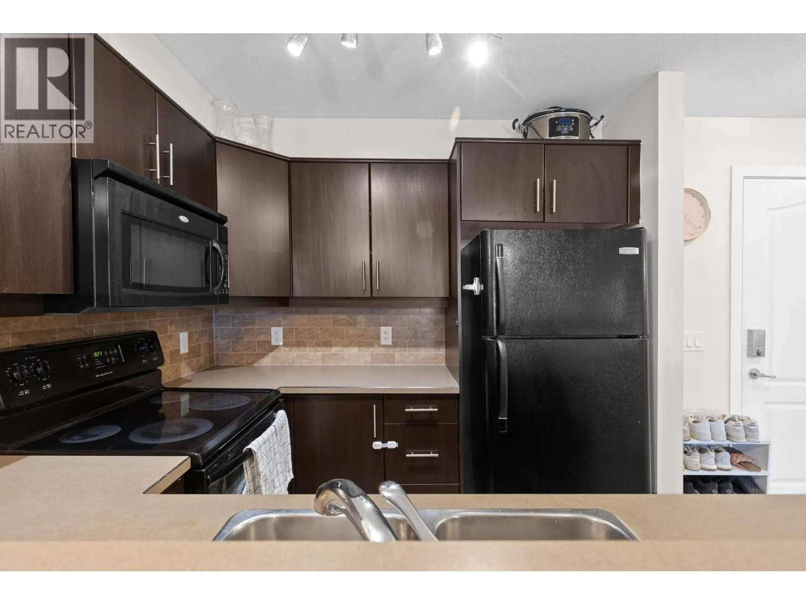 325 Mcintosh Road Unit# 4107