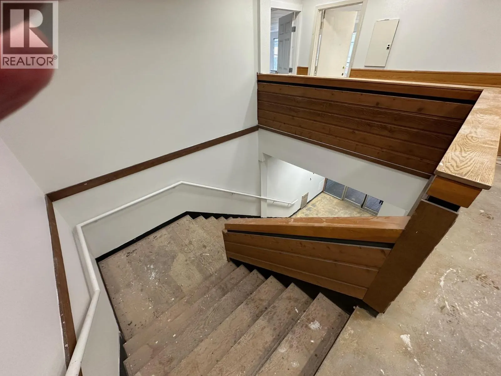 3307 32 Avenue Unit# 200
