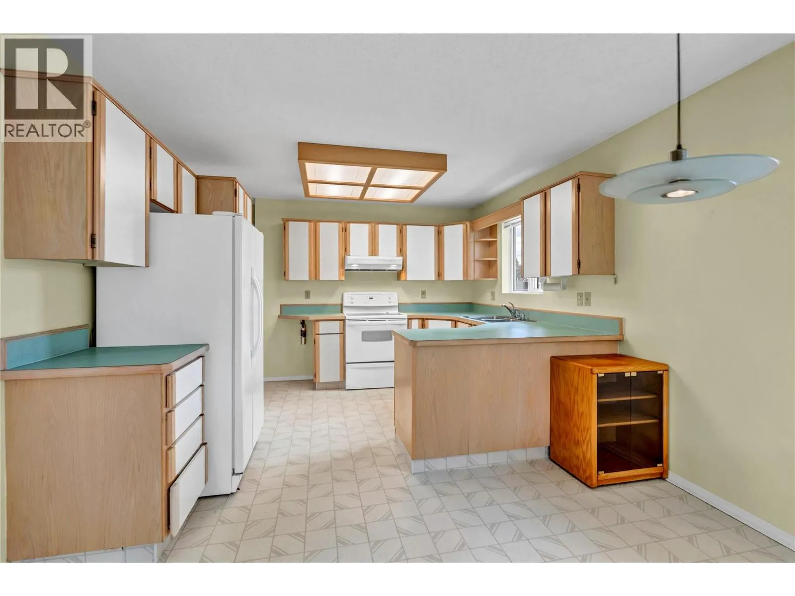 17017 SNOW Avenue Unit# 24