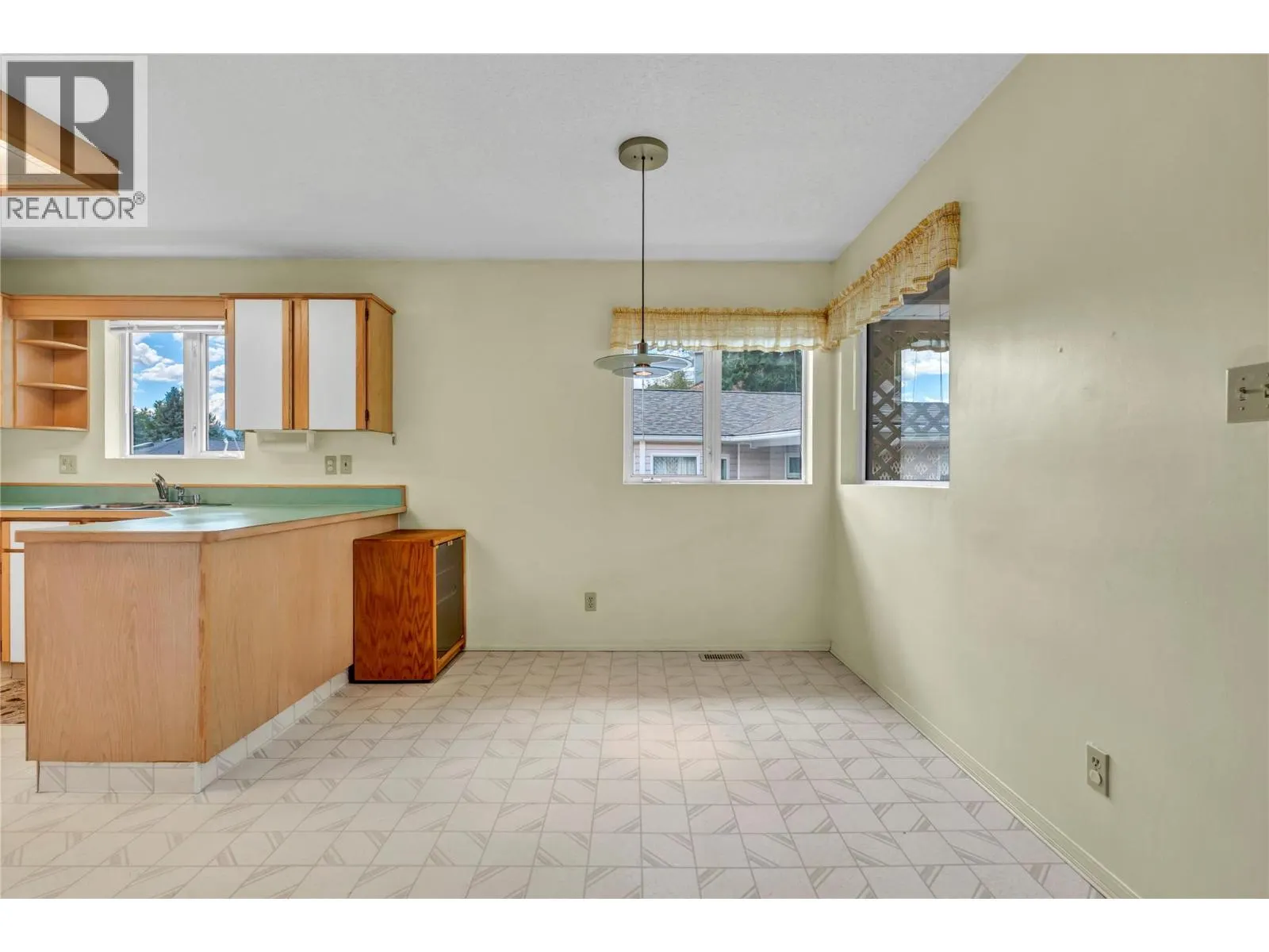 17017 SNOW Avenue Unit# 24