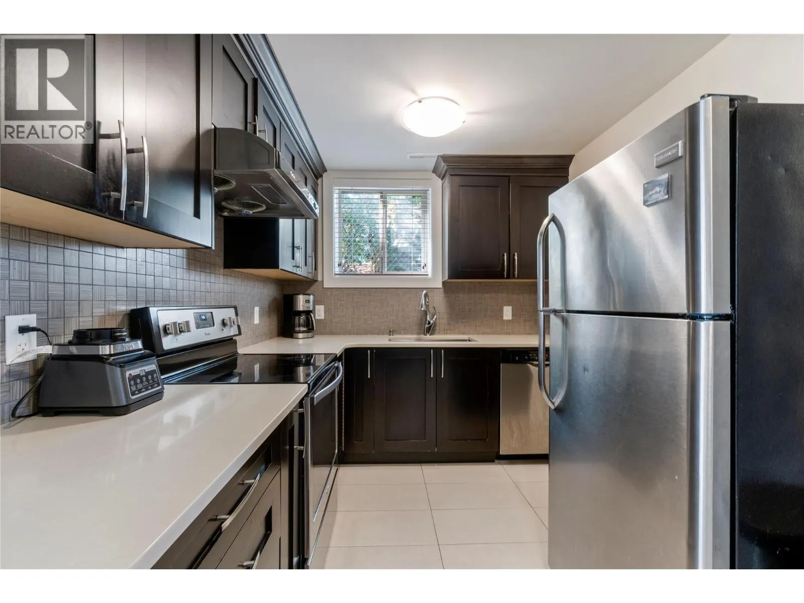 1180 Shuswap Street SE