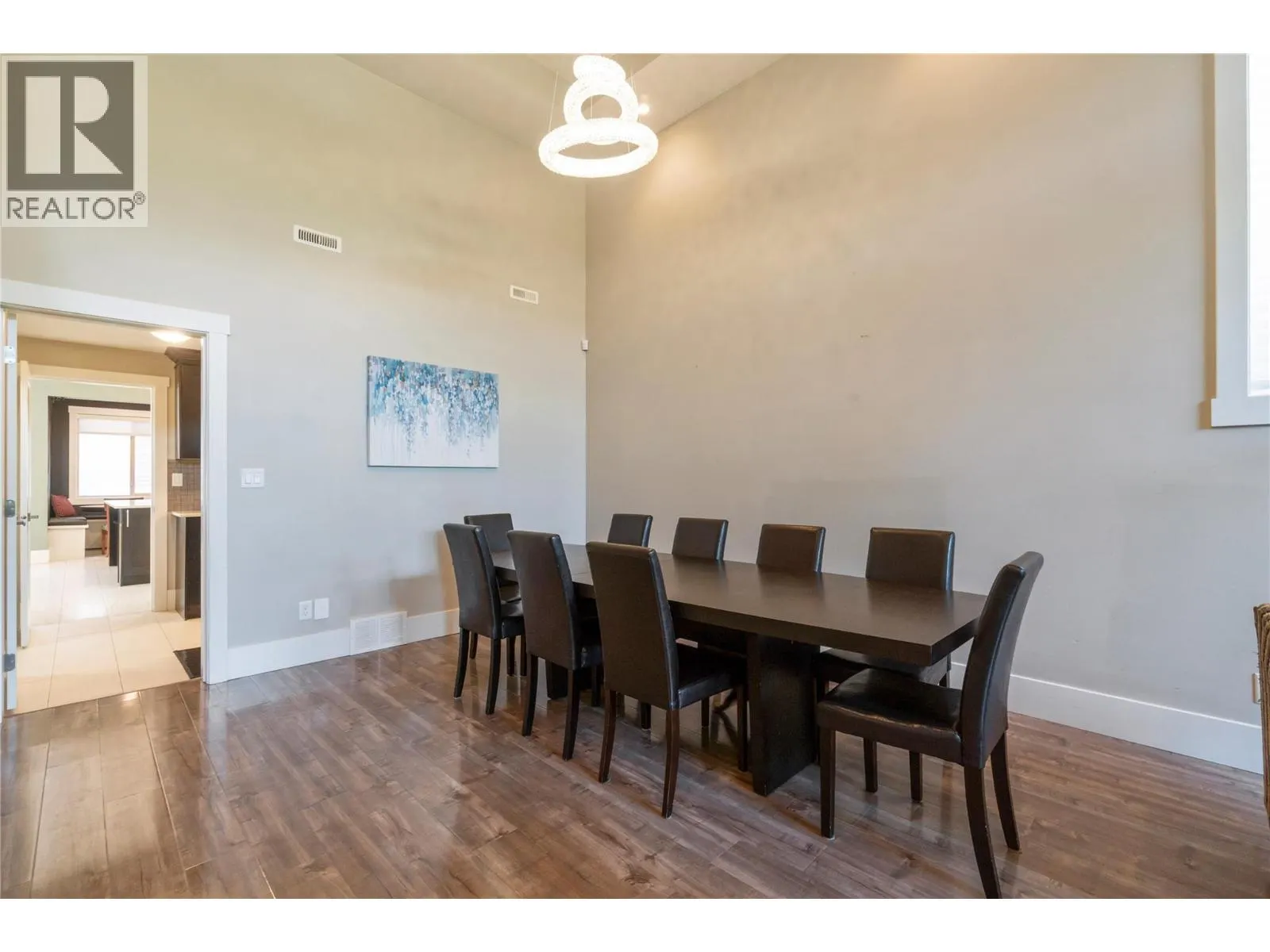 1180 Shuswap Street SE