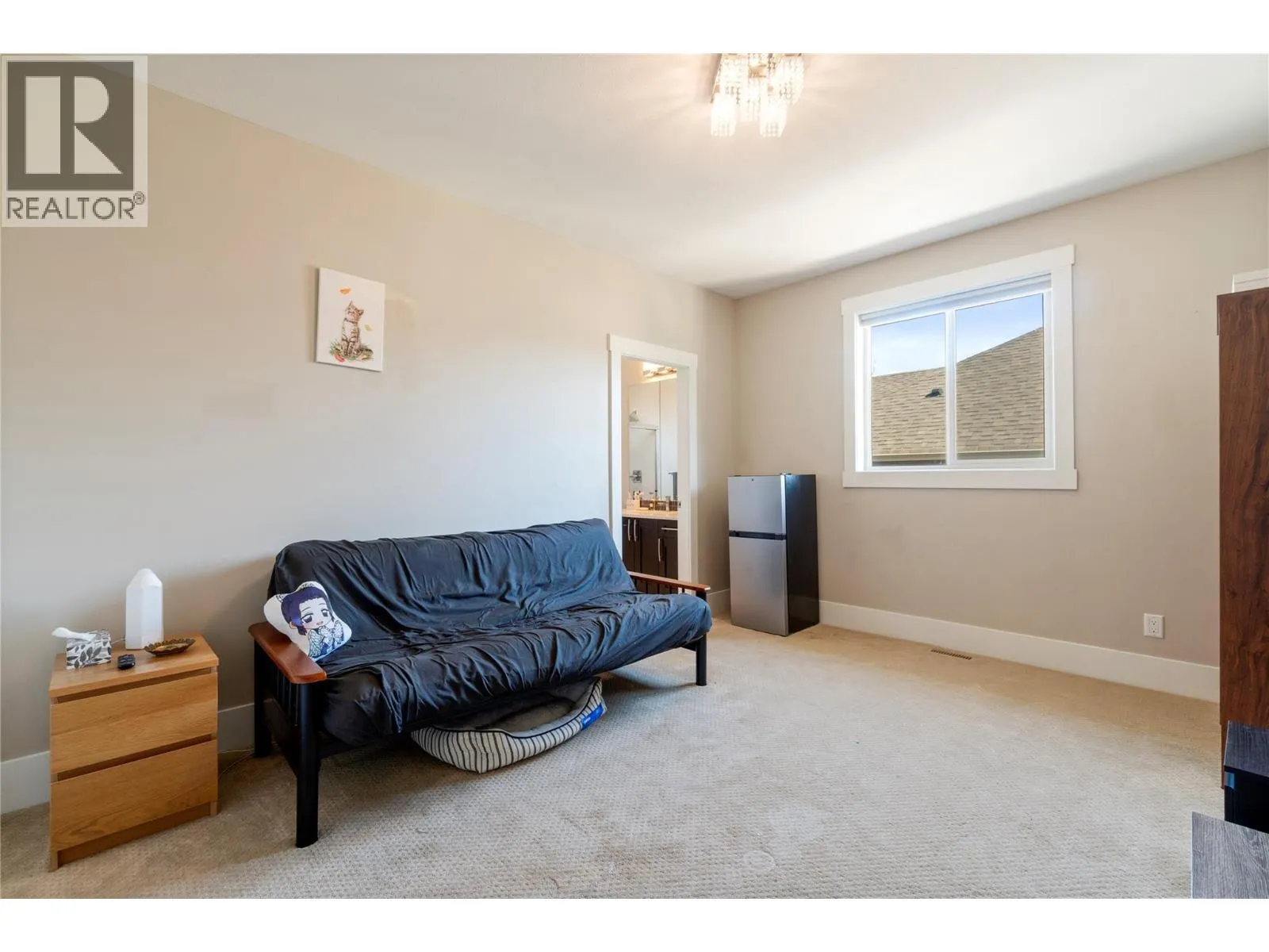 1180 Shuswap Street SE