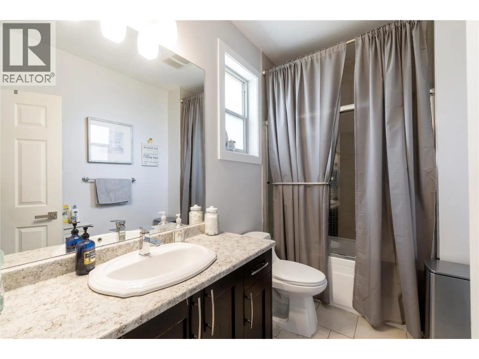1180 Shuswap Street SE