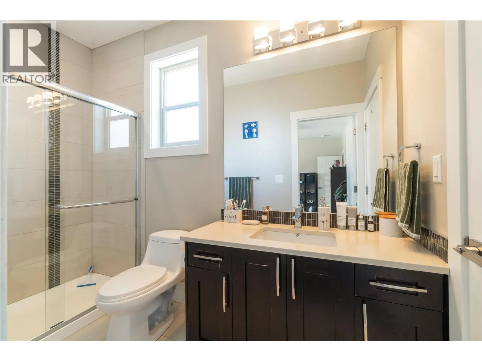 1180 Shuswap Street SE