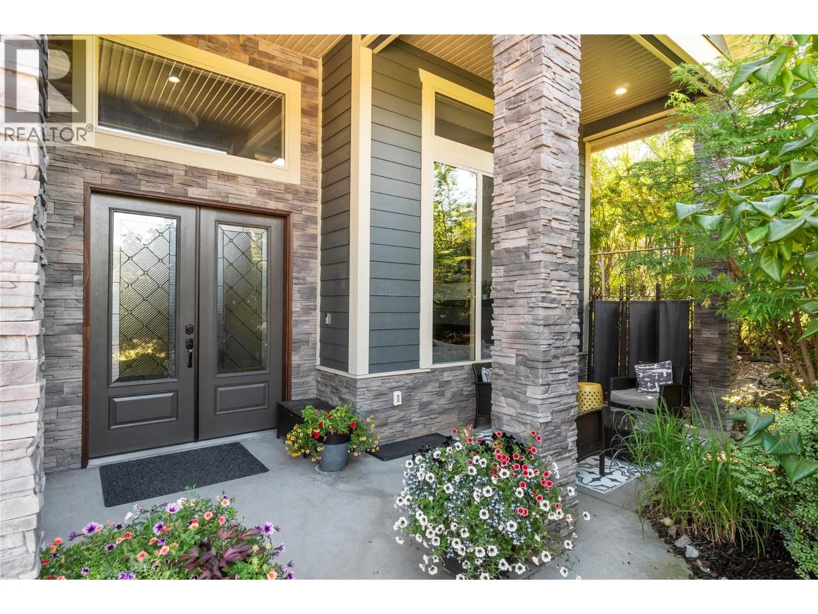 1180 Shuswap Street SE