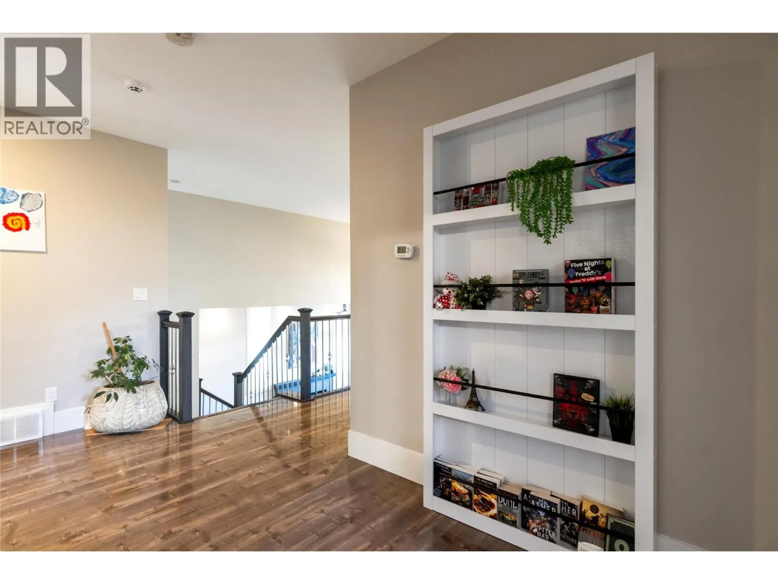 1180 Shuswap Street SE