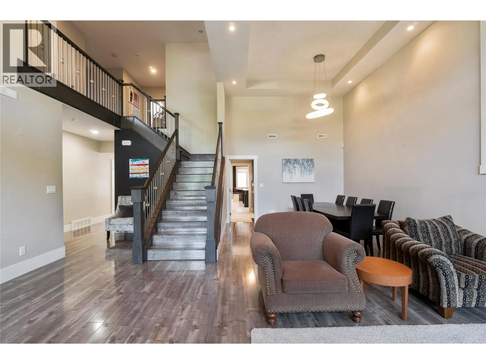 1180 Shuswap Street SE