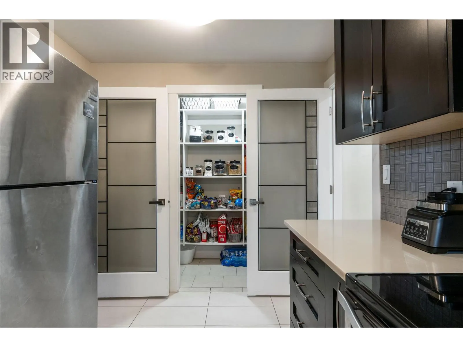 1180 Shuswap Street SE
