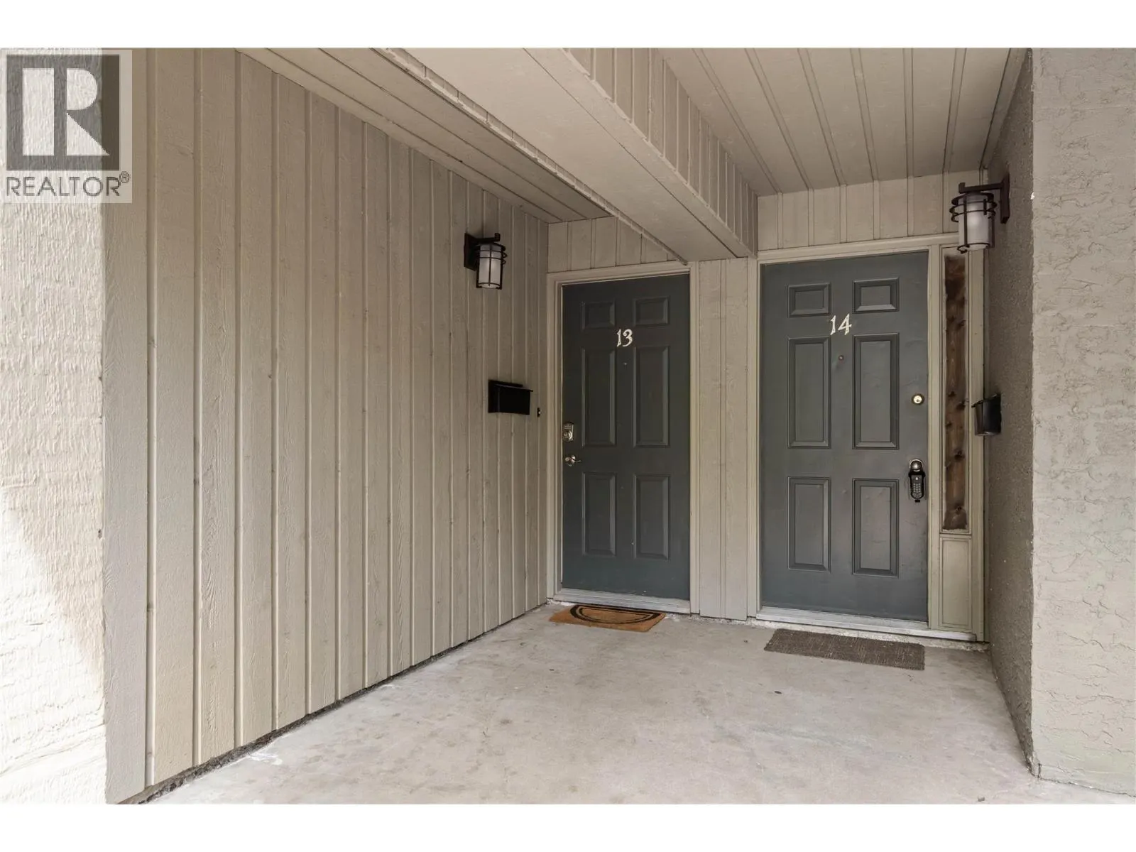 1221 HUGH ALLAN Drive Unit# 14
