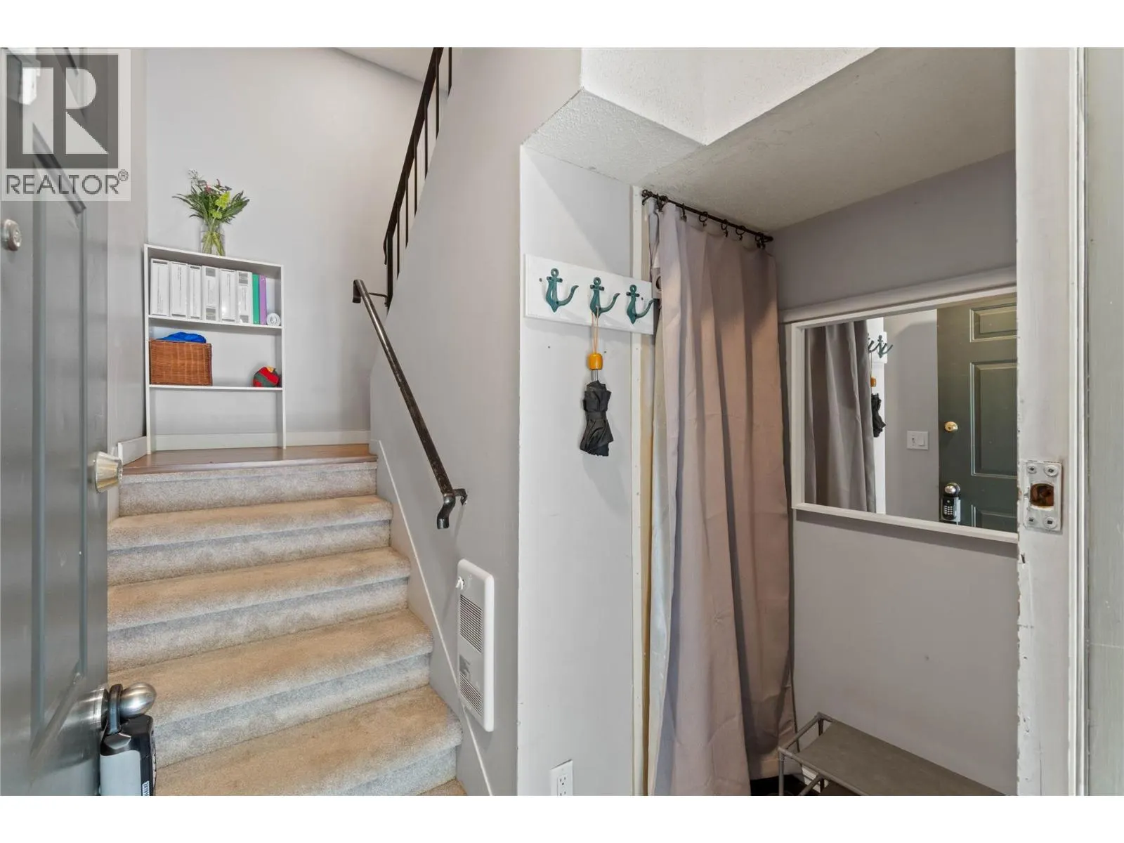 1221 HUGH ALLAN Drive Unit# 14