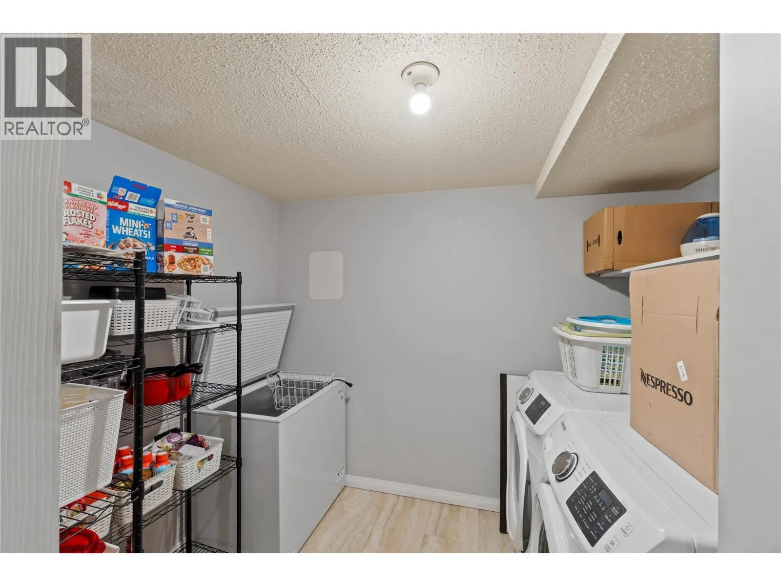 1221 HUGH ALLAN Drive Unit# 14