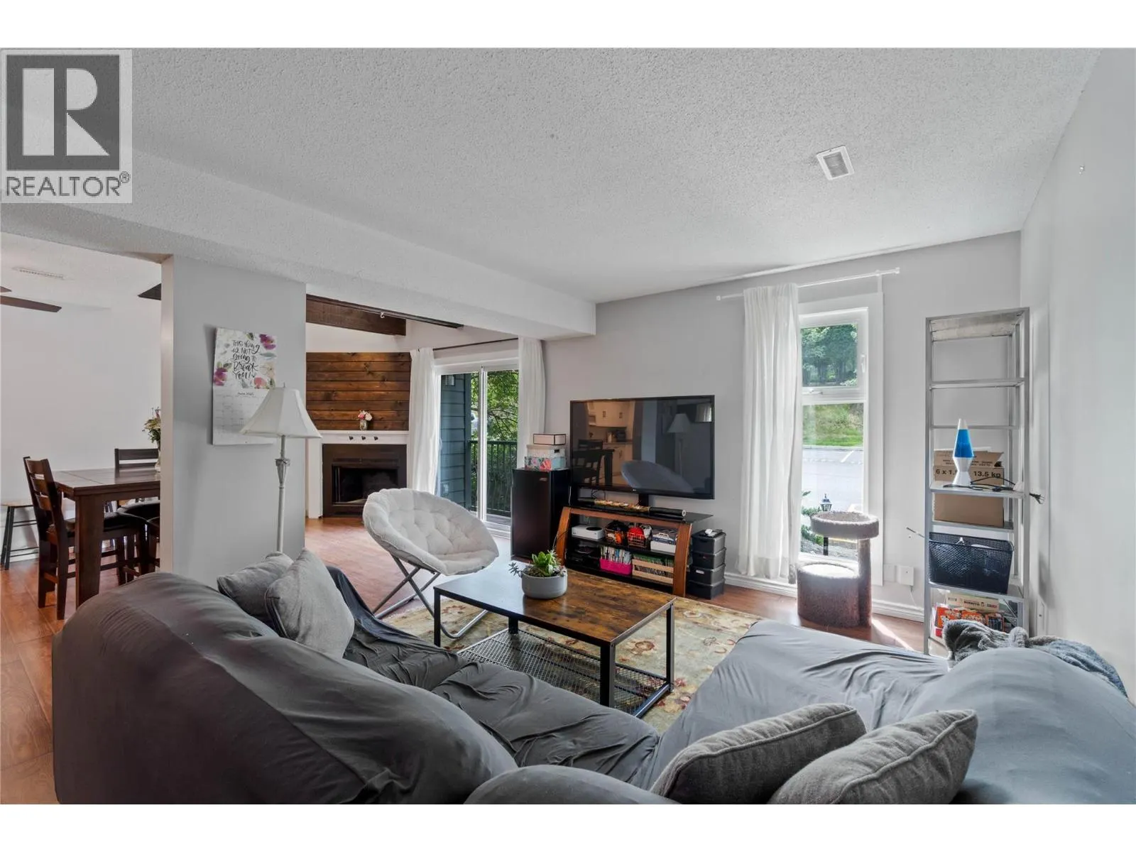 1221 HUGH ALLAN Drive Unit# 14