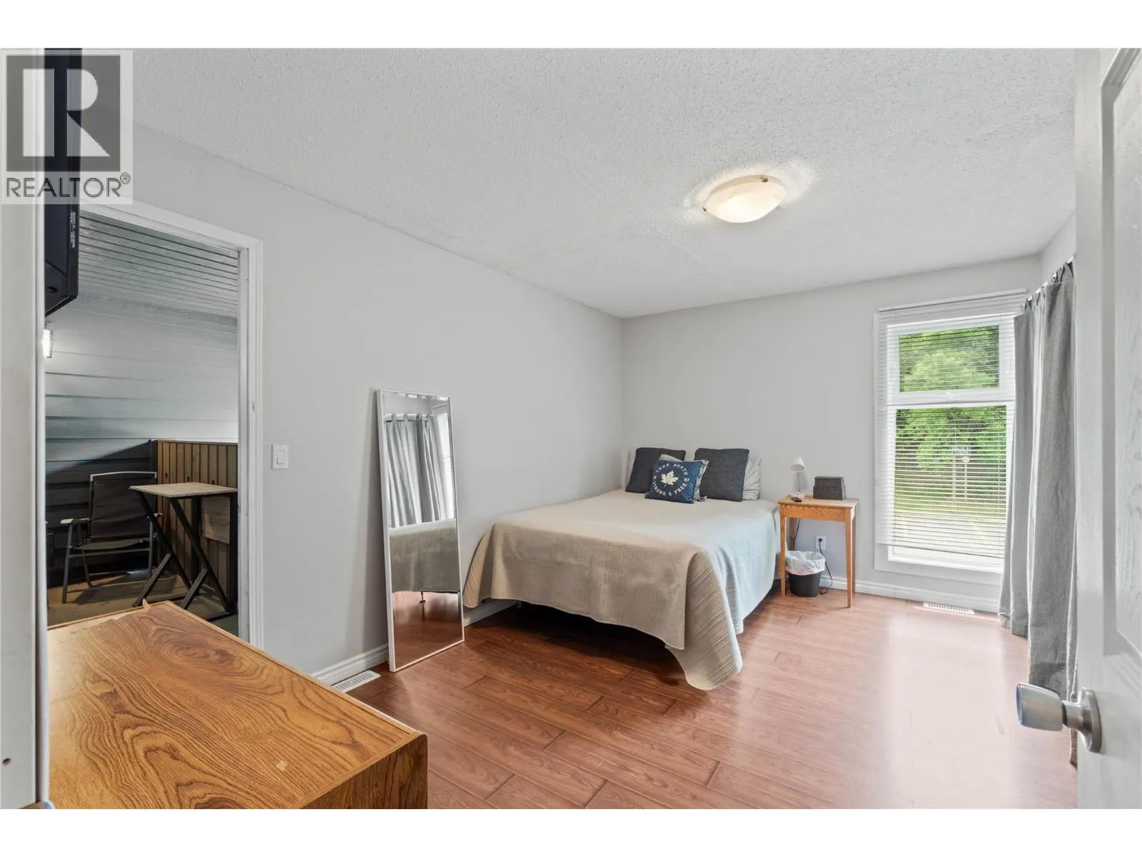 1221 HUGH ALLAN Drive Unit# 14