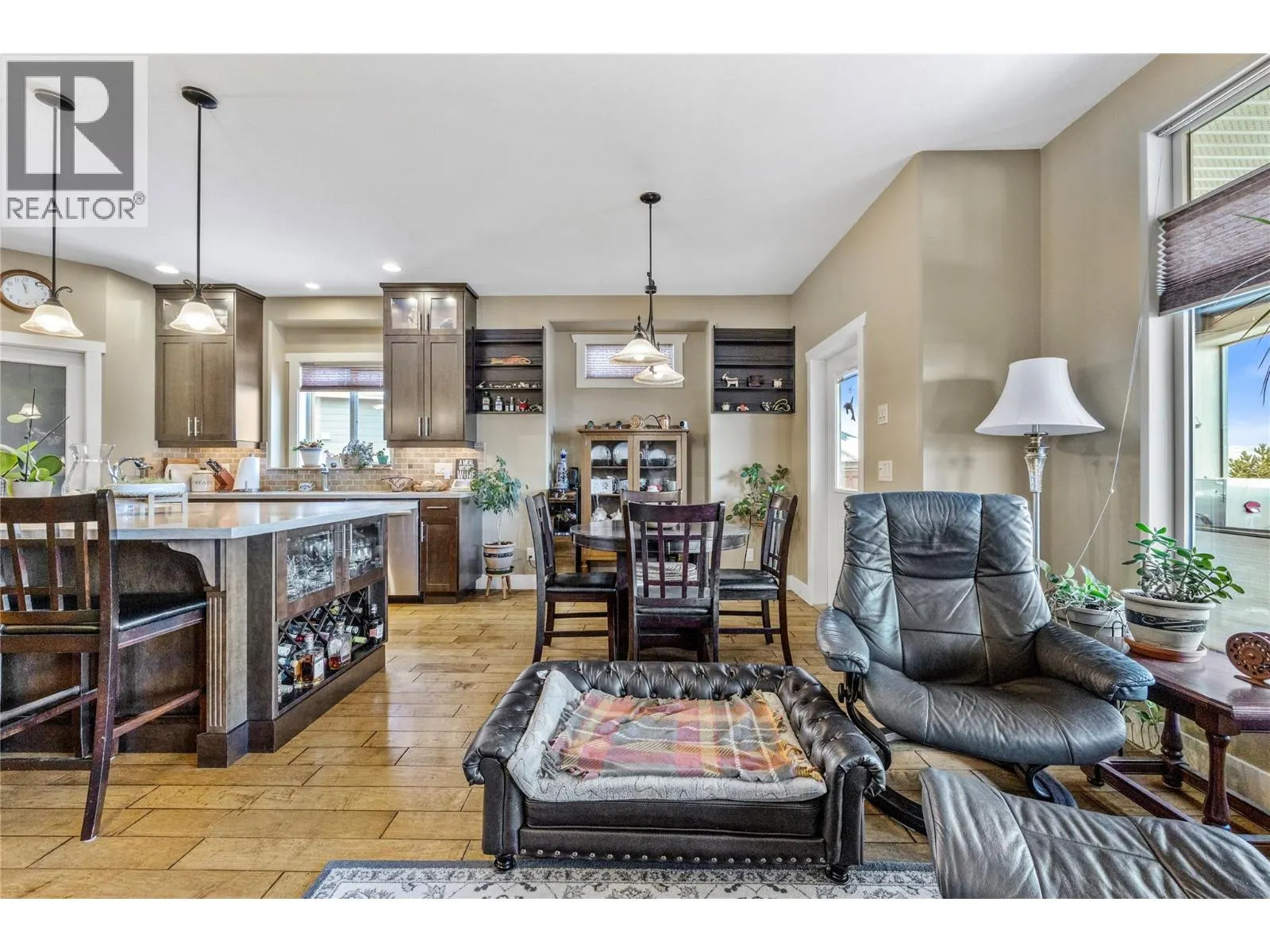 338 Prestwick Lane