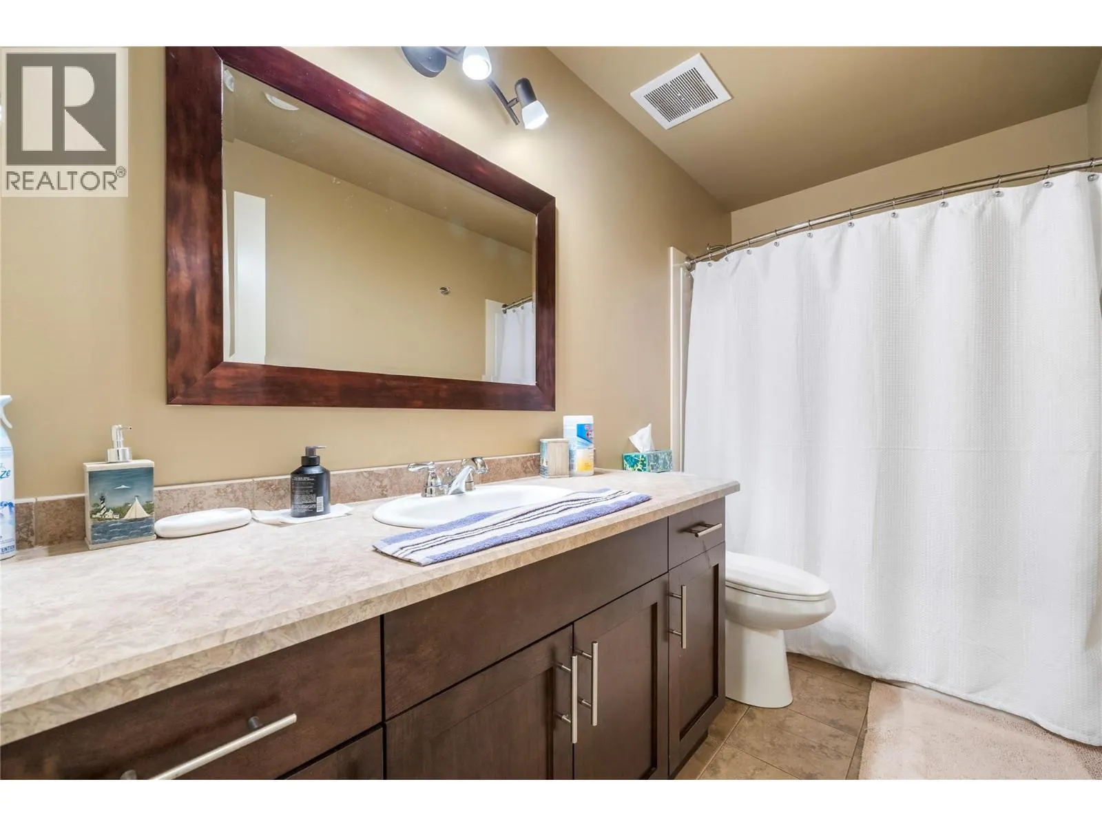 338 Prestwick Lane