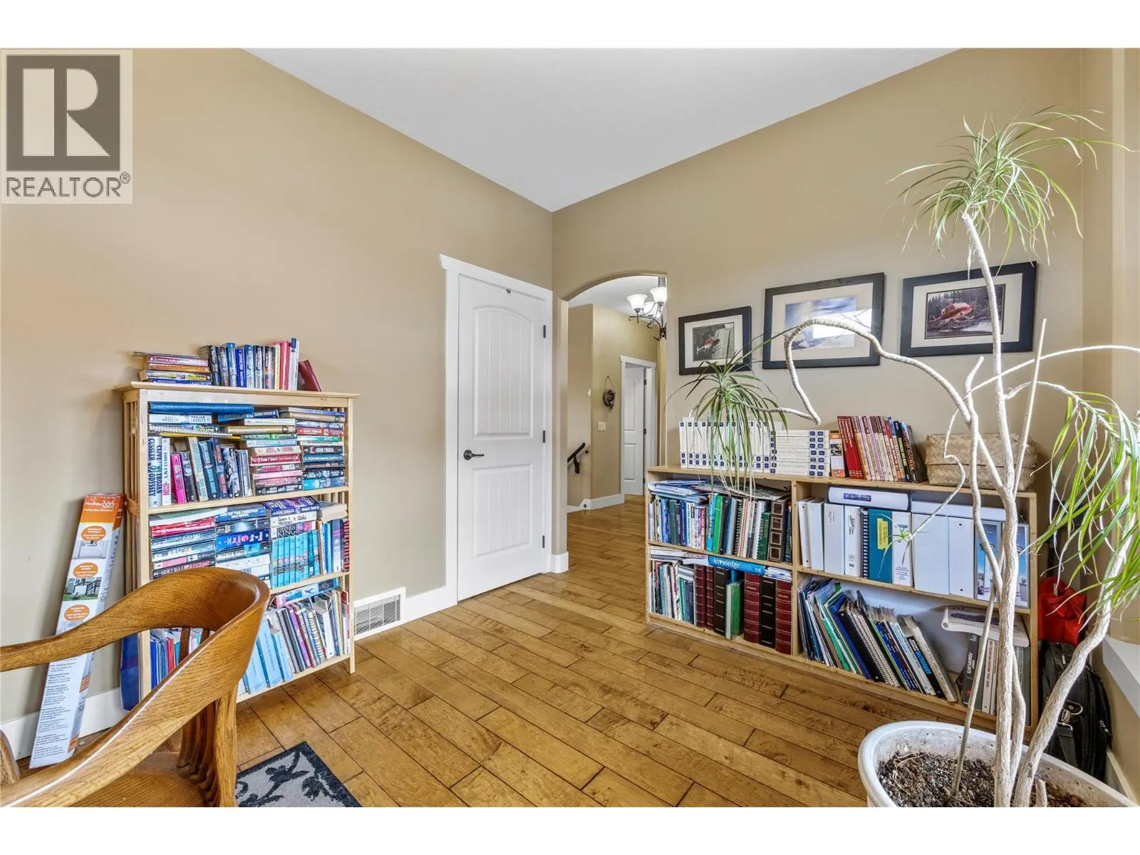 338 Prestwick Lane