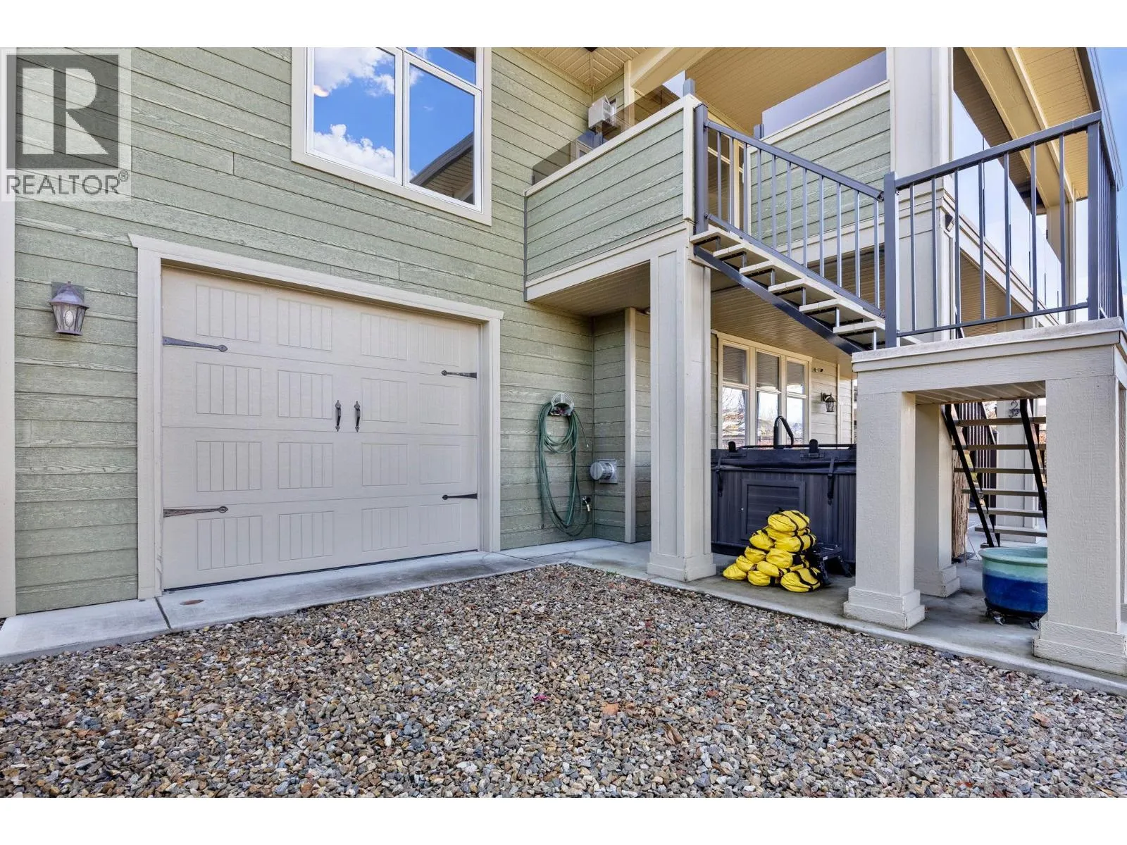 338 Prestwick Lane