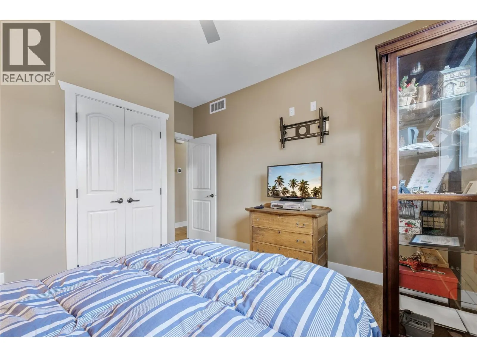 338 Prestwick Lane